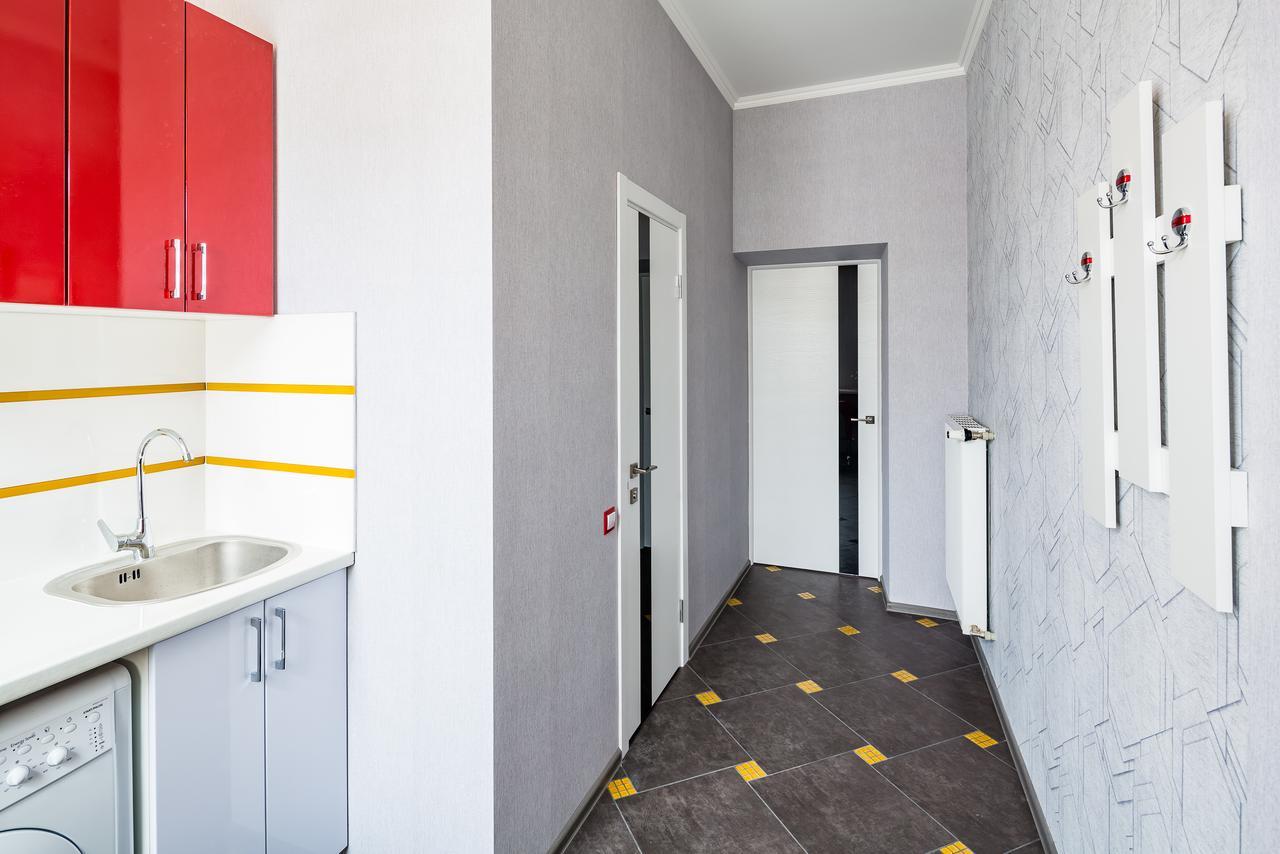 Medova8 Apartamento Lviv Exterior foto